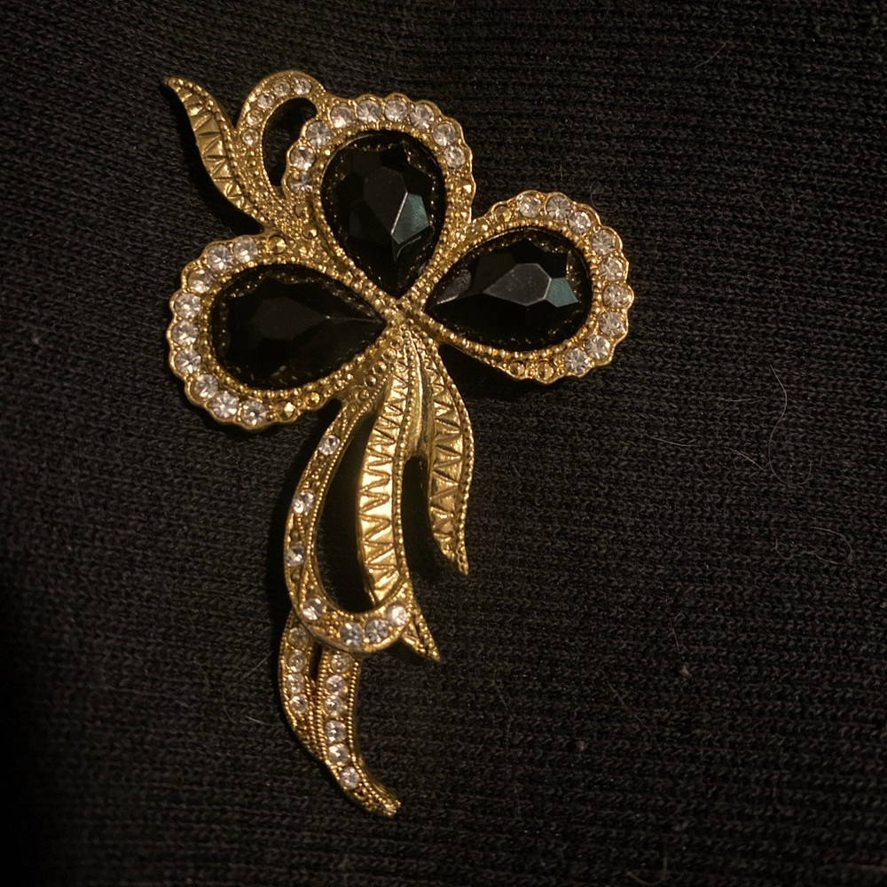 vintage 1928 brooch